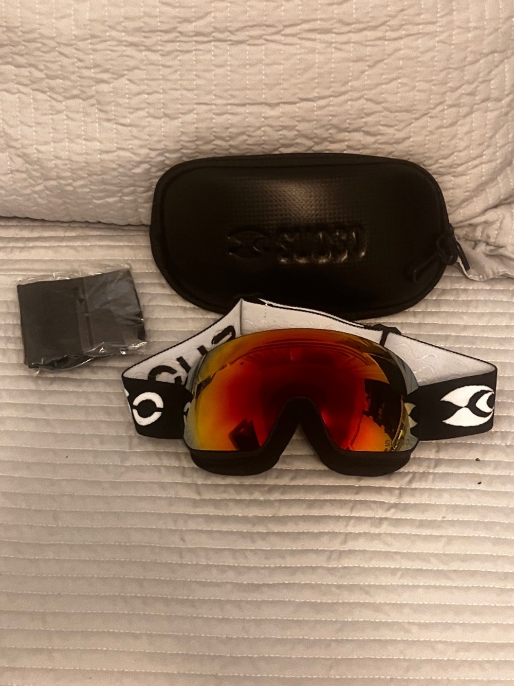 Suoso Frameless Ski Goggles Red Mirrored Lens OTG Magnetic Lens Swap UV400